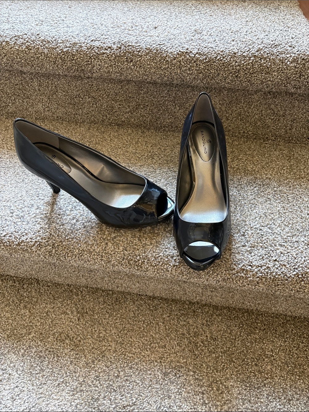 Bandolino Black Patent Peep-Toe Kitten Heels